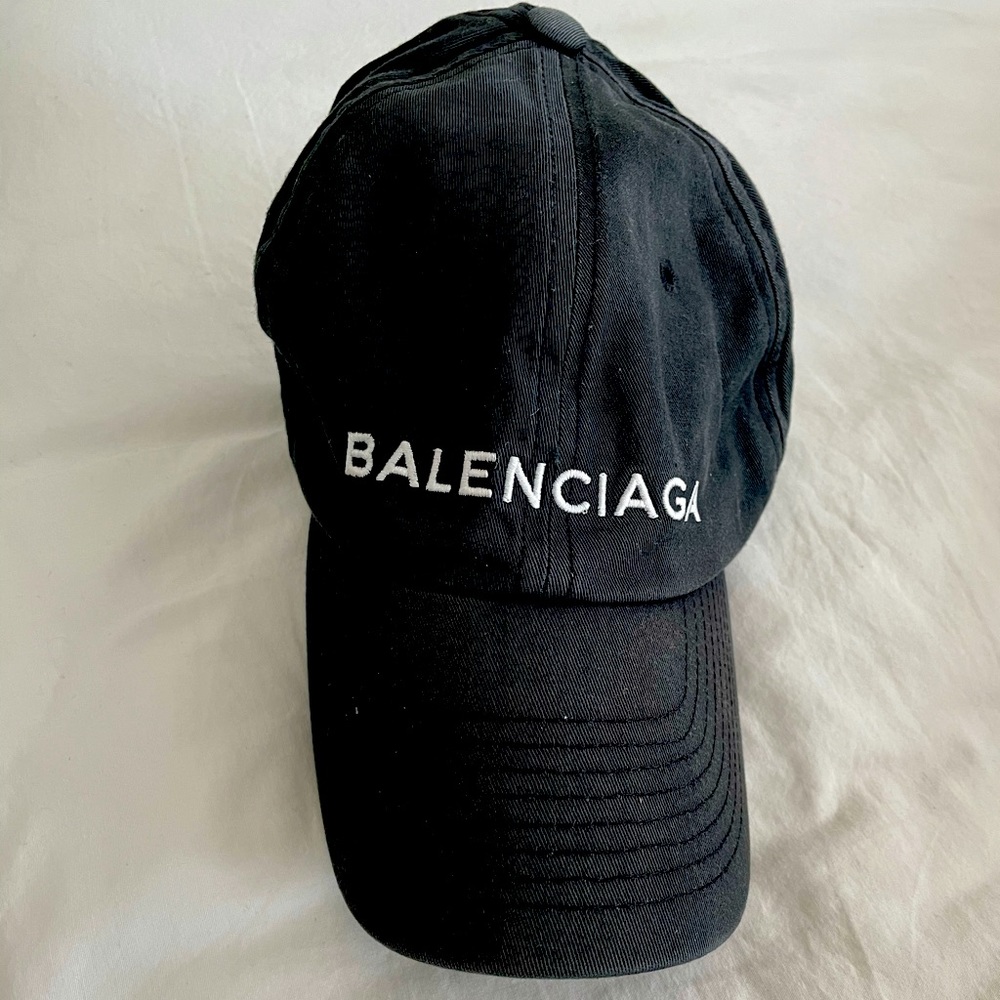 BALENCIAGA hat